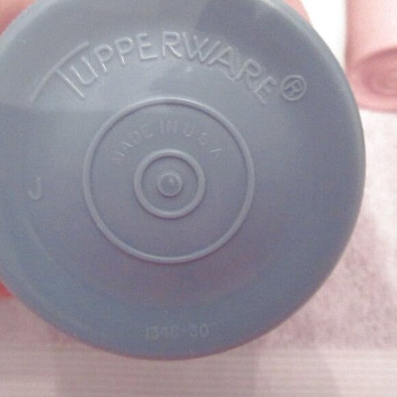 VINTAGE Set Of 4 TUPPERWARE 16 oz STACKING Bell TUMBLERS Country PASTELS #1340 - Picture 6 of 12